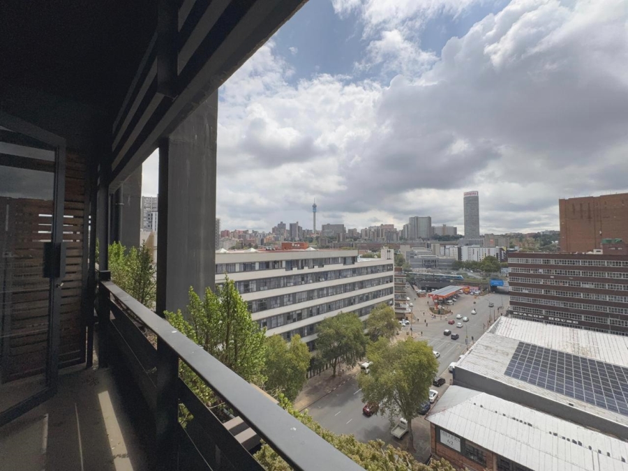 To Let 1 Bedroom Property for Rent in Maboneng Gauteng