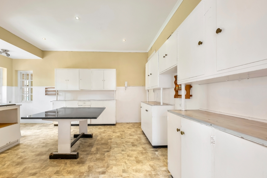 5 Bedroom Property for Sale in Emmarentia Gauteng