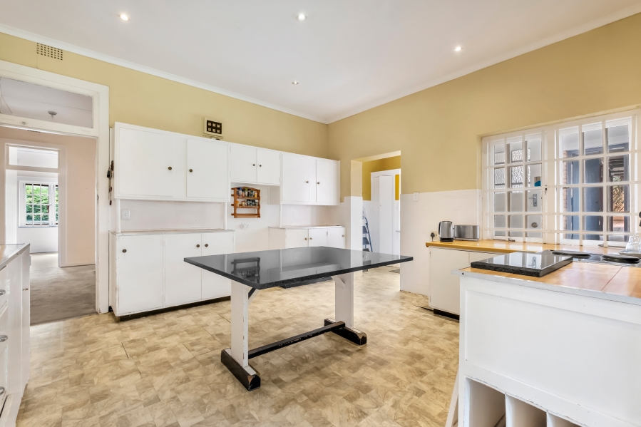 5 Bedroom Property for Sale in Emmarentia Gauteng