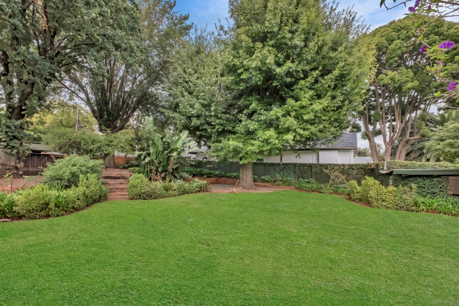 5 Bedroom Property for Sale in Emmarentia Gauteng