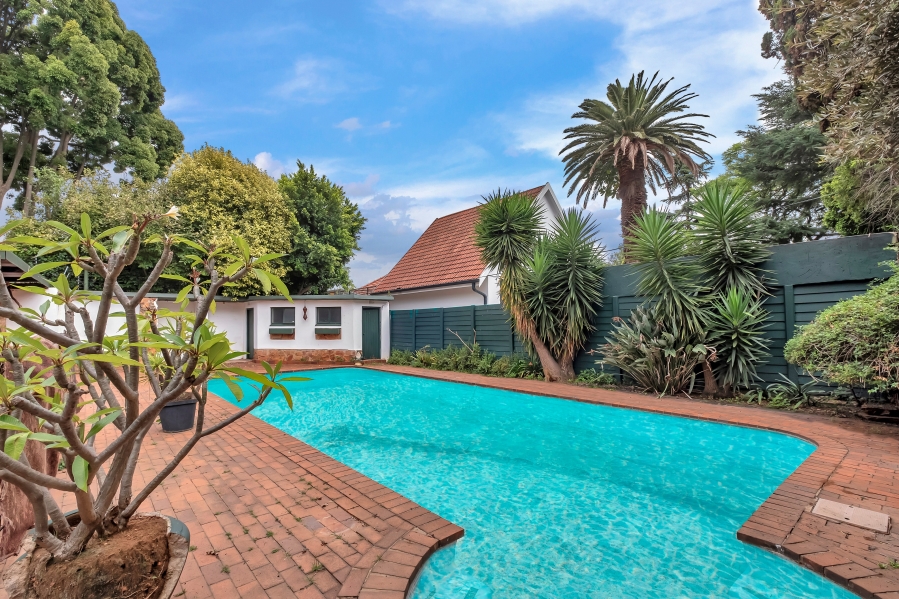 5 Bedroom Property for Sale in Emmarentia Gauteng