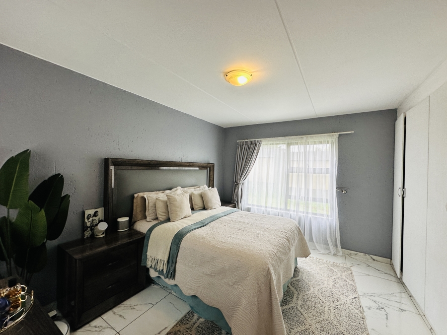 2 Bedroom Property for Sale in Gosforth Park Gauteng