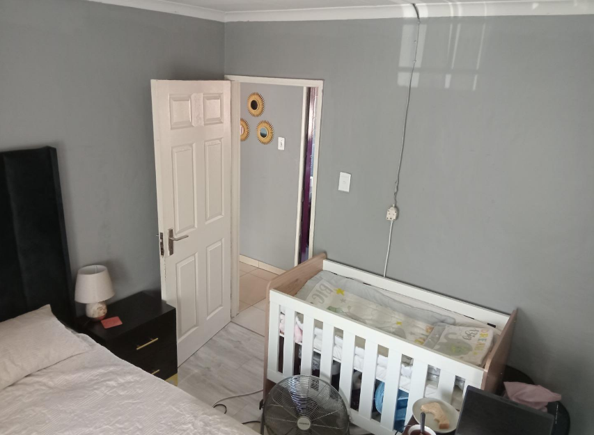 2 Bedroom Property for Sale in Albemarle Gauteng