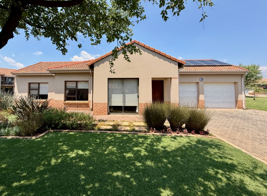 3 Bedroom Property for Sale in The Retreat Gauteng