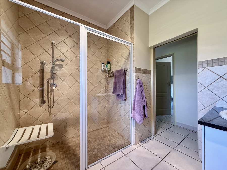 3 Bedroom Property for Sale in The Retreat Gauteng