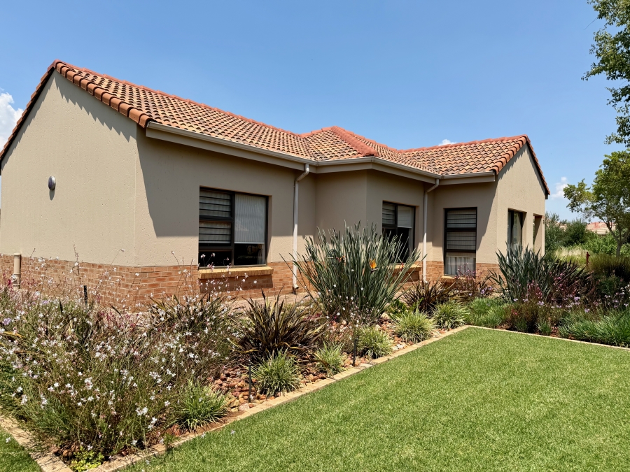 3 Bedroom Property for Sale in The Retreat Gauteng