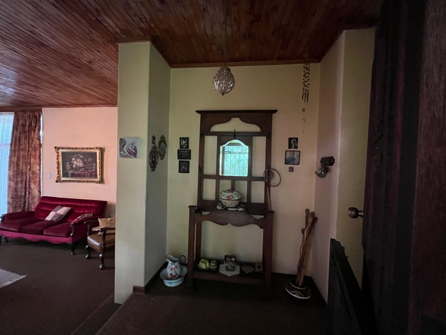 4 Bedroom Property for Sale in Garsfontein Gauteng