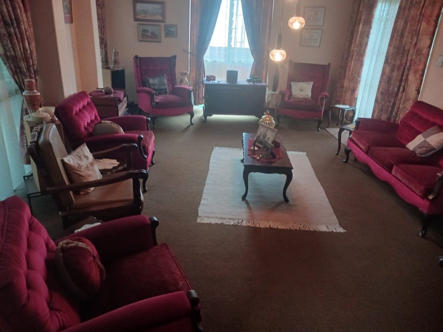 4 Bedroom Property for Sale in Garsfontein Gauteng