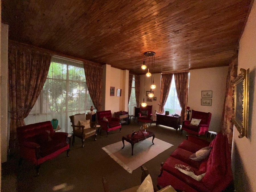 4 Bedroom Property for Sale in Garsfontein Gauteng