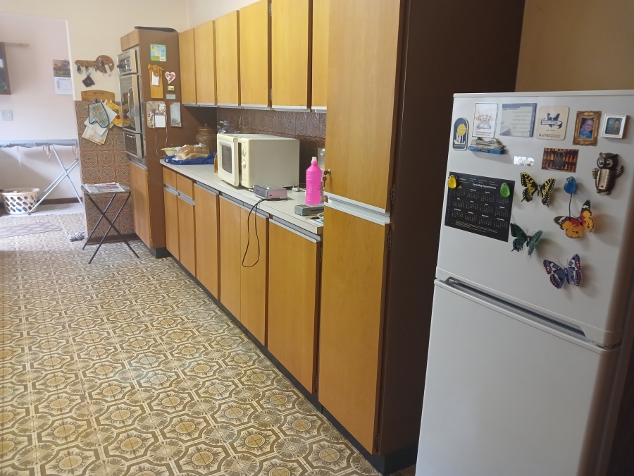 4 Bedroom Property for Sale in Garsfontein Gauteng