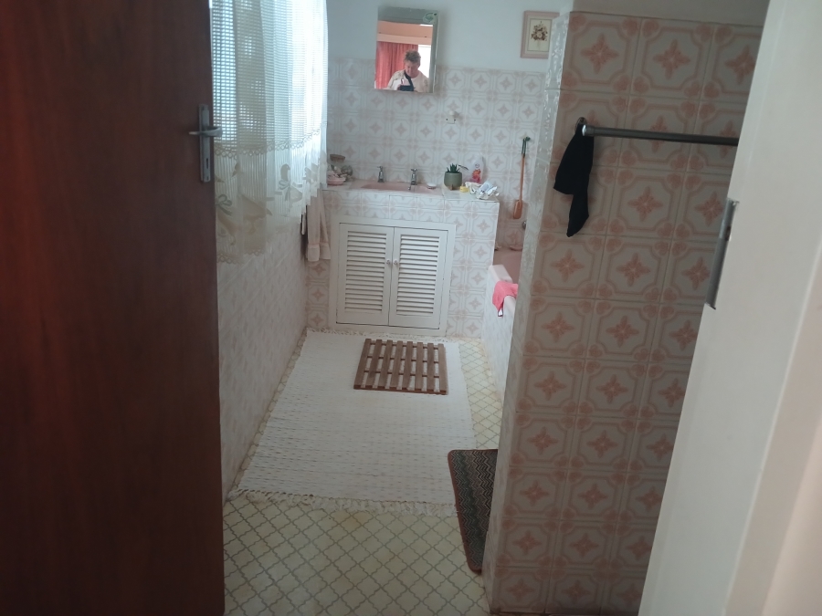 4 Bedroom Property for Sale in Garsfontein Gauteng