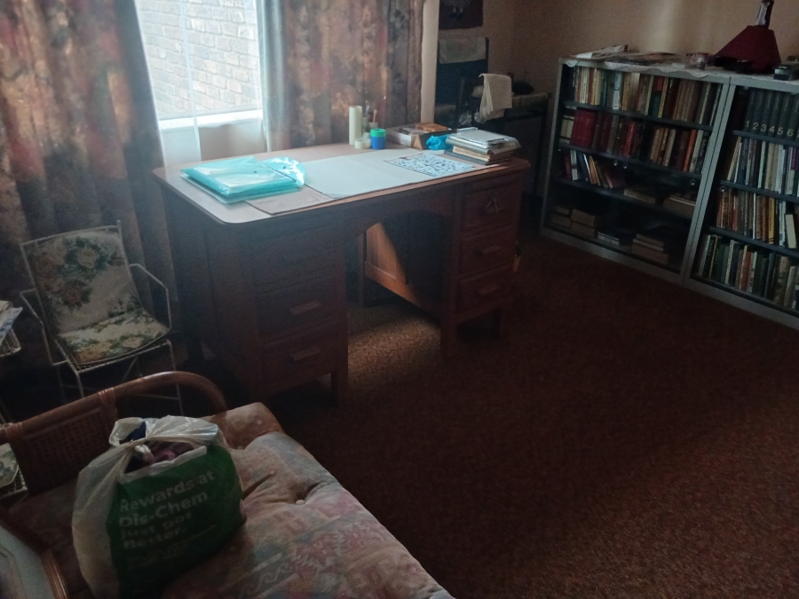 4 Bedroom Property for Sale in Garsfontein Gauteng