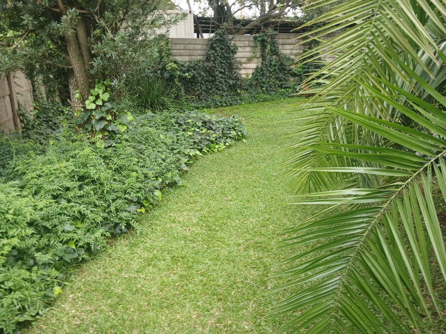 4 Bedroom Property for Sale in Garsfontein Gauteng