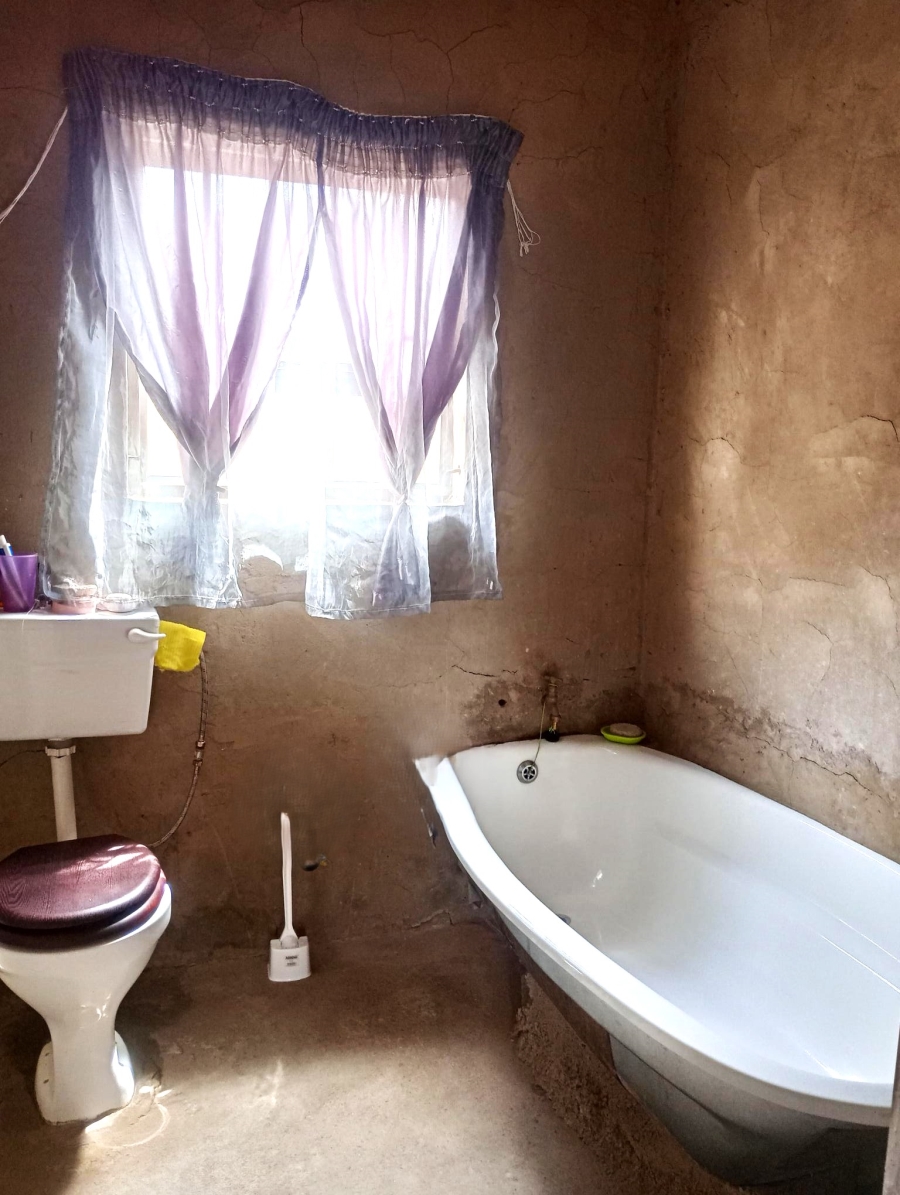 5 Bedroom Property for Sale in Klippoortje Gauteng