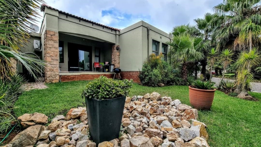 3 Bedroom Property for Sale in Broadacres Gauteng