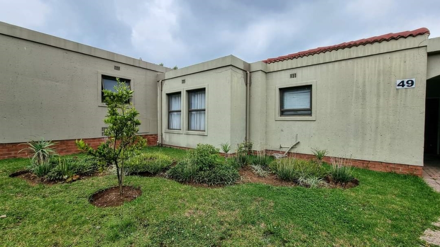 3 Bedroom Property for Sale in Broadacres Gauteng