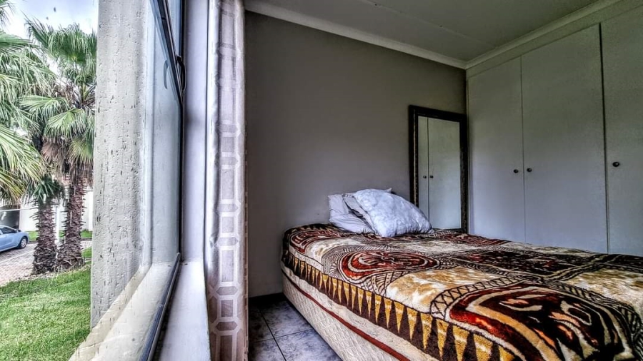 To Let 3 Bedroom Property for Rent in Broadacres Gauteng