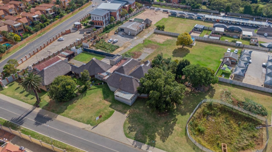 Commercial Property for Sale in Ruimsig Gauteng