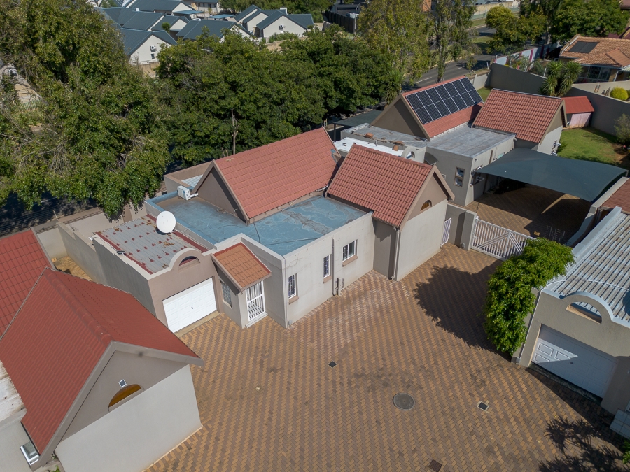 2 Bedroom Property for Sale in Meyersdal Gauteng