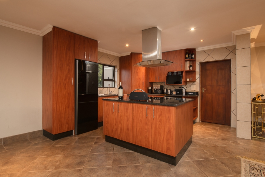 3 Bedroom Property for Sale in Mulbarton Gauteng