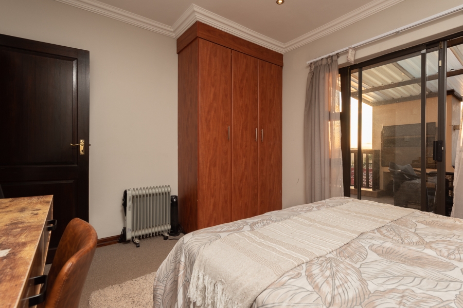 3 Bedroom Property for Sale in Mulbarton Gauteng