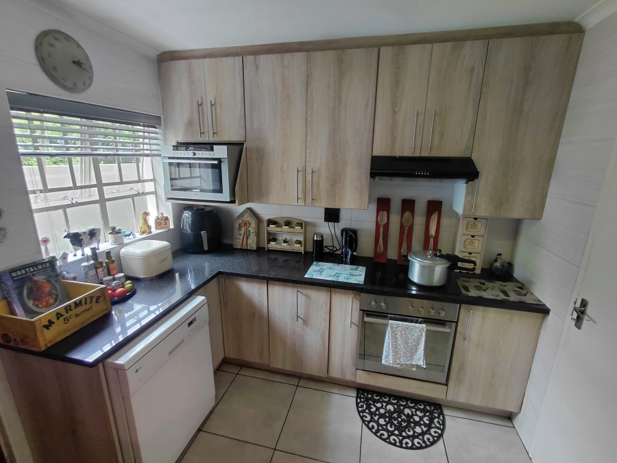 To Let 3 Bedroom Property for Rent in Verwoerdpark Gauteng