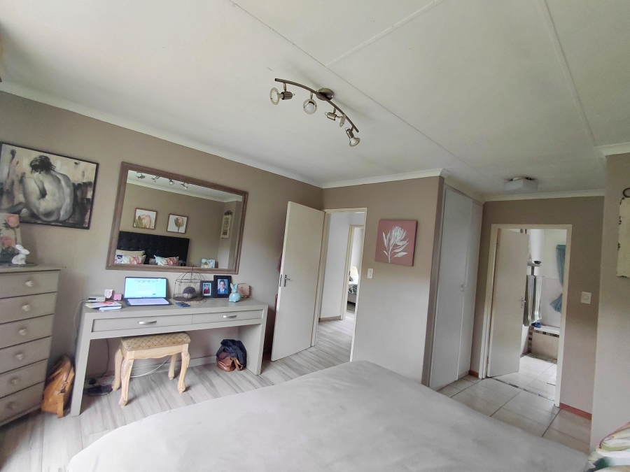 To Let 3 Bedroom Property for Rent in Verwoerdpark Gauteng