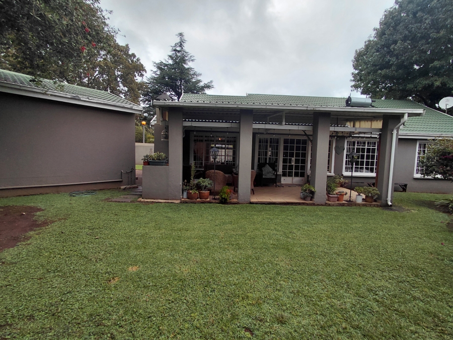 To Let 3 Bedroom Property for Rent in Verwoerdpark Gauteng