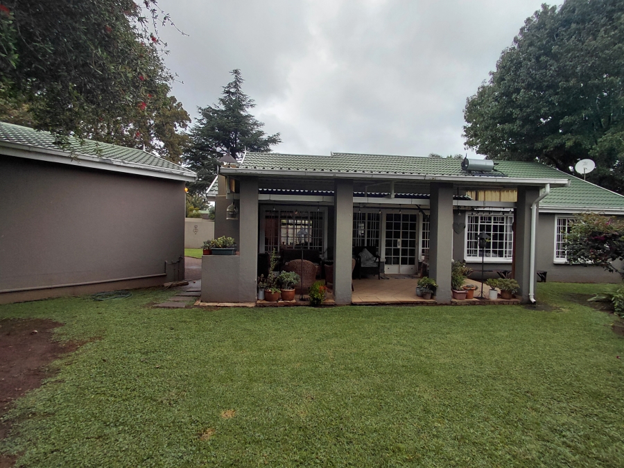 To Let 3 Bedroom Property for Rent in Verwoerdpark Gauteng