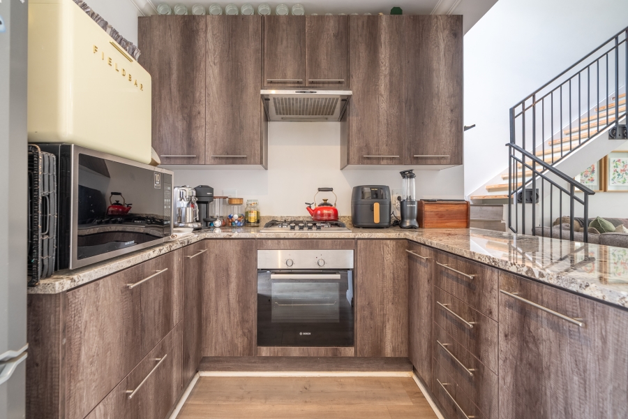 2 Bedroom Property for Sale in Bryanston Gauteng