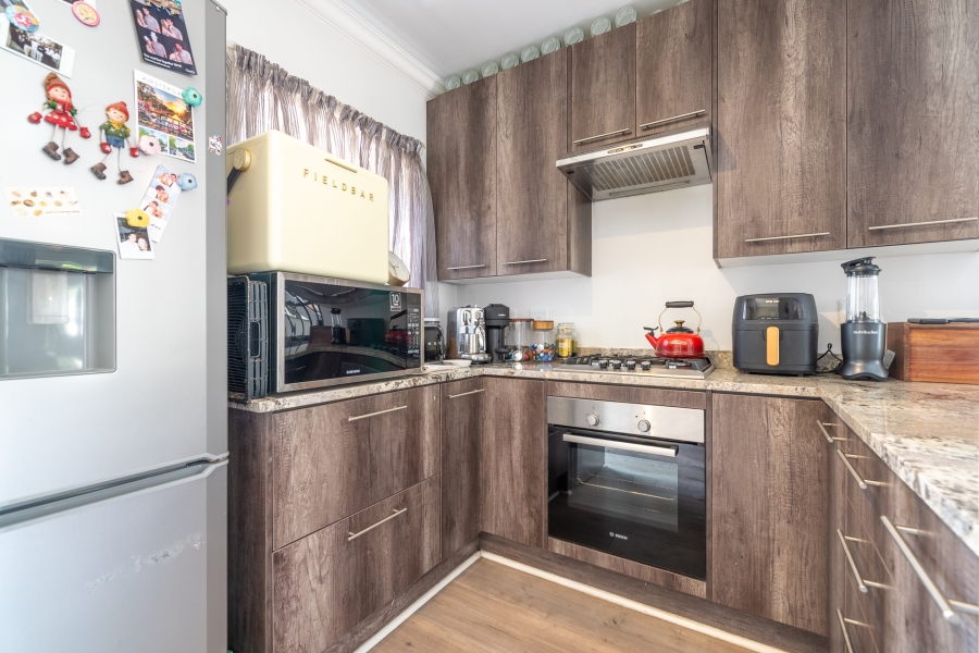 2 Bedroom Property for Sale in Bryanston Gauteng