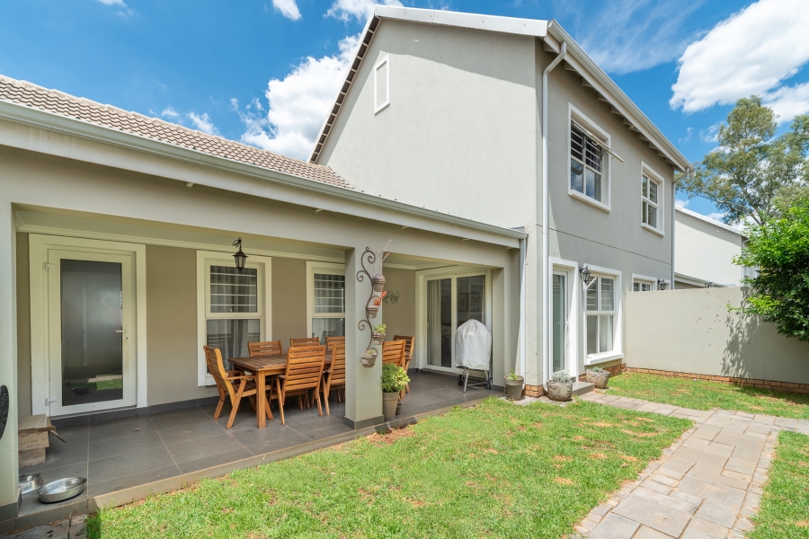 2 Bedroom Property for Sale in Bryanston Gauteng