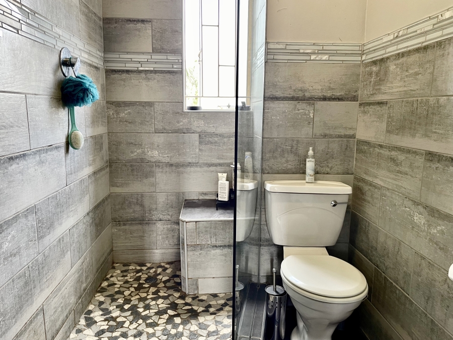 1 Bedroom Property for Sale in Moreleta Park Gauteng