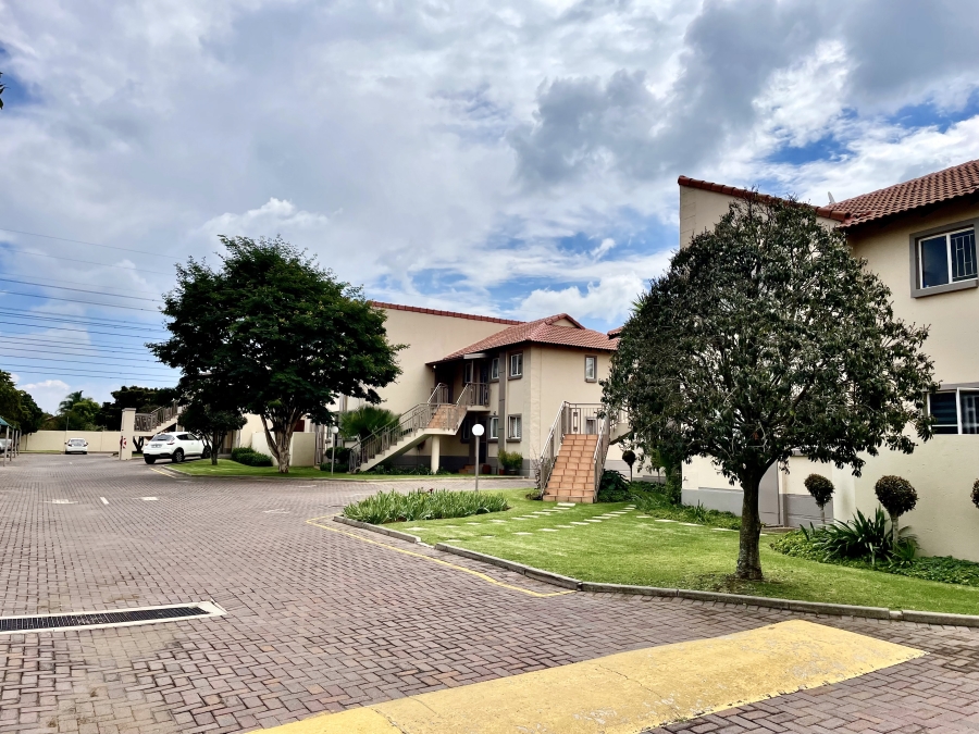 1 Bedroom Property for Sale in Moreleta Park Gauteng