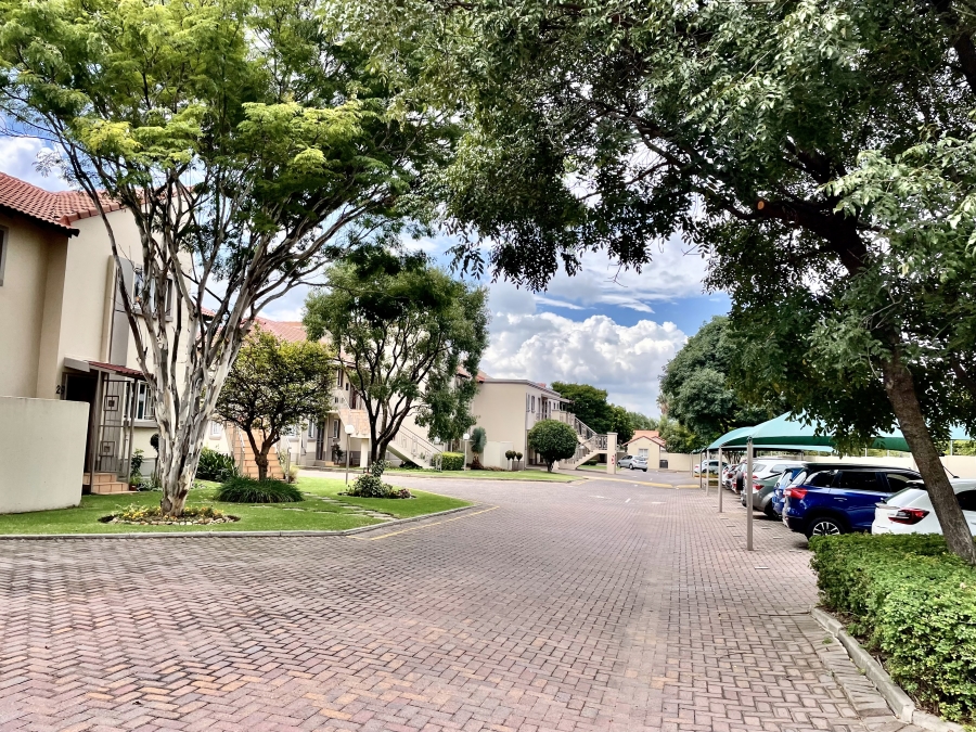 1 Bedroom Property for Sale in Moreleta Park Gauteng