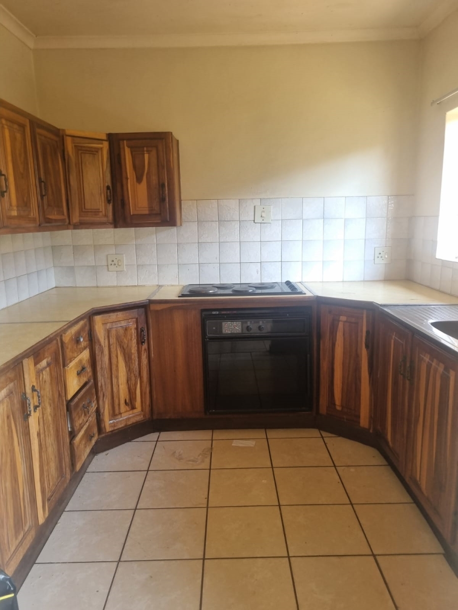 2 Bedroom Property for Sale in The Orchards Gauteng
