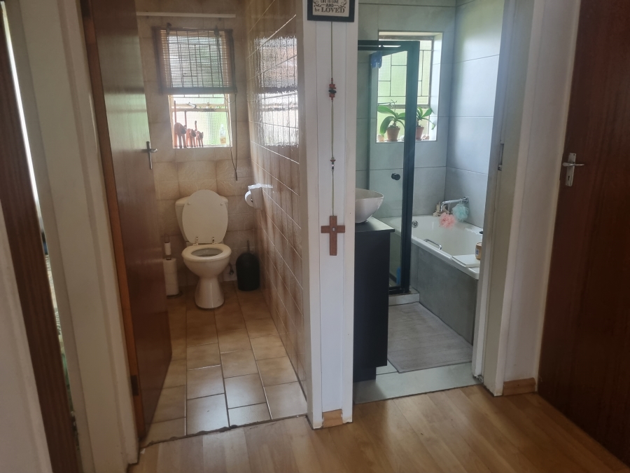 3 Bedroom Property for Sale in The Orchards Gauteng