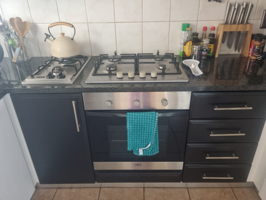 3 Bedroom Property for Sale in The Orchards Gauteng