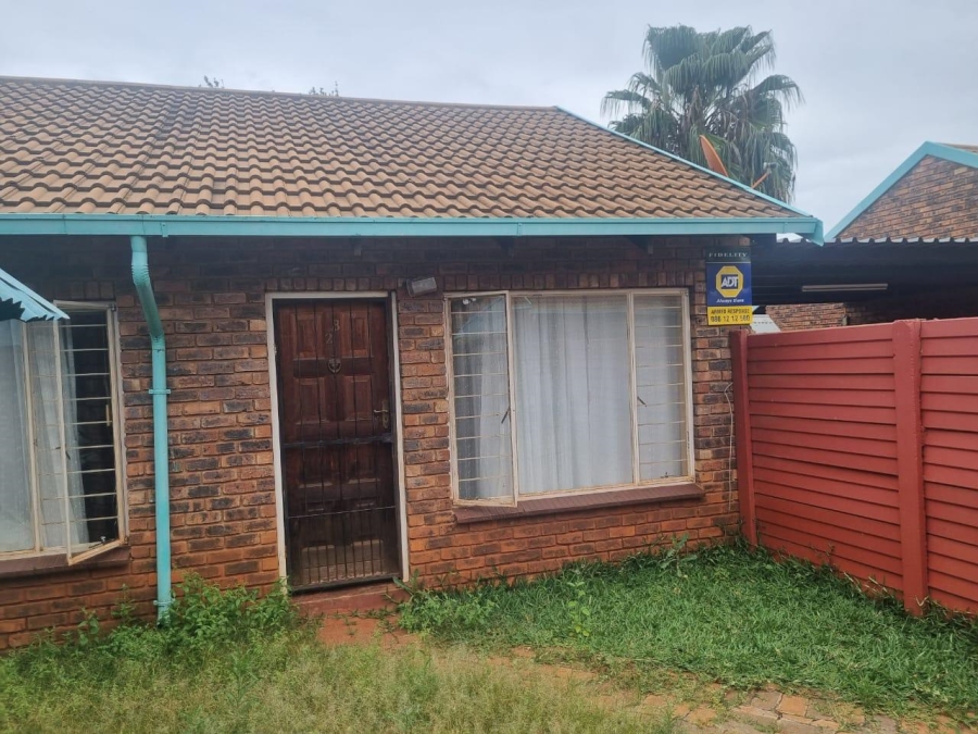 2 Bedroom Property for Sale in The Orchards Gauteng
