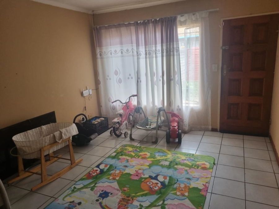 2 Bedroom Property for Sale in The Orchards Gauteng