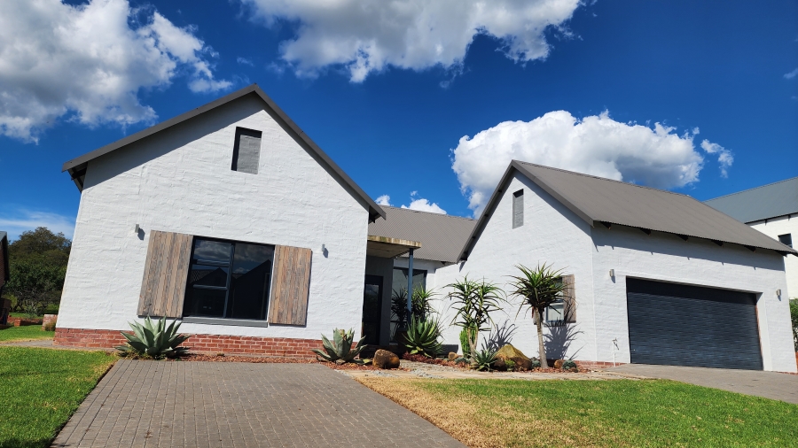 4 Bedroom Property for Sale in Waterlake Farm Lifestyle Estate Gauteng