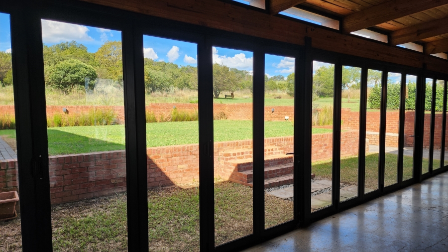 4 Bedroom Property for Sale in Waterlake Farm Lifestyle Estate Gauteng