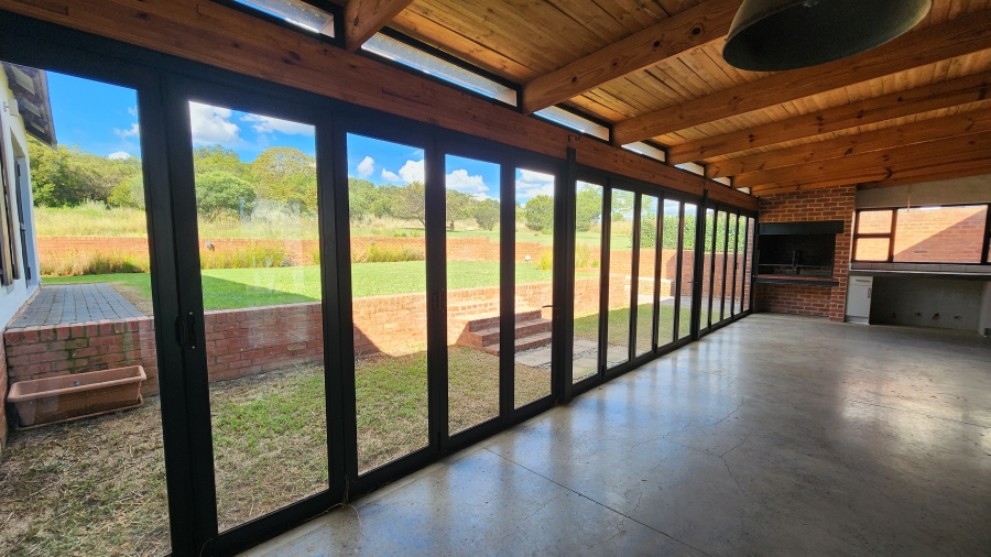 4 Bedroom Property for Sale in Waterlake Farm Lifestyle Estate Gauteng