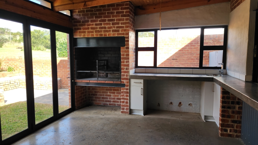 4 Bedroom Property for Sale in Waterlake Farm Lifestyle Estate Gauteng