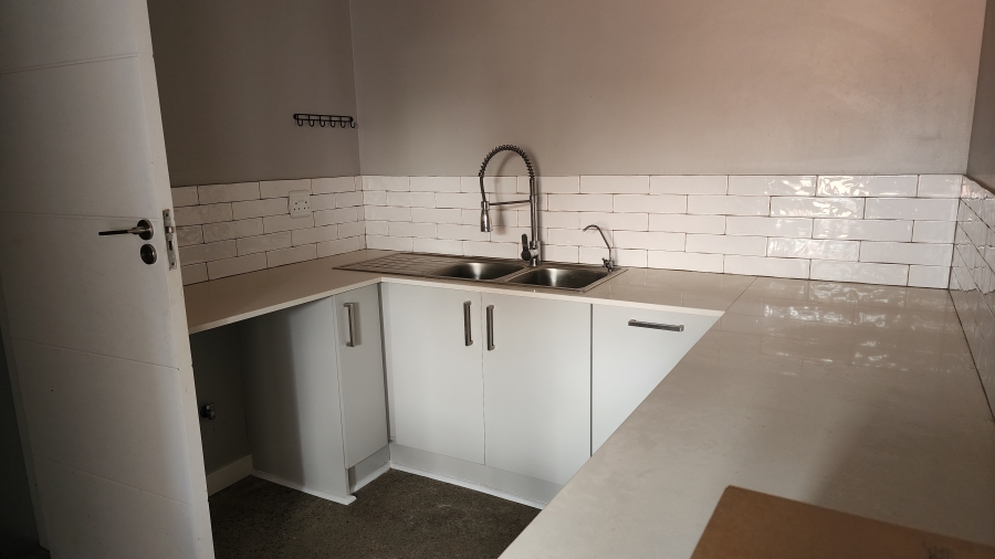 4 Bedroom Property for Sale in Waterlake Farm Lifestyle Estate Gauteng