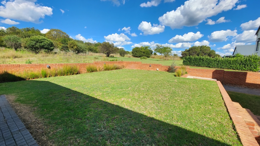 4 Bedroom Property for Sale in Waterlake Farm Lifestyle Estate Gauteng