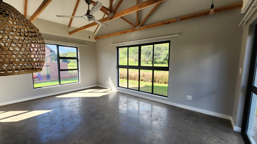 4 Bedroom Property for Sale in Waterlake Farm Lifestyle Estate Gauteng