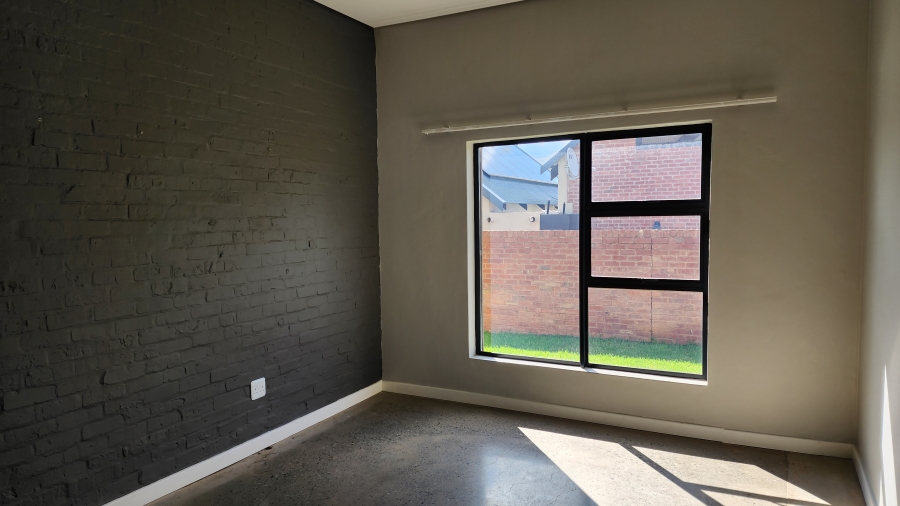 4 Bedroom Property for Sale in Waterlake Farm Lifestyle Estate Gauteng