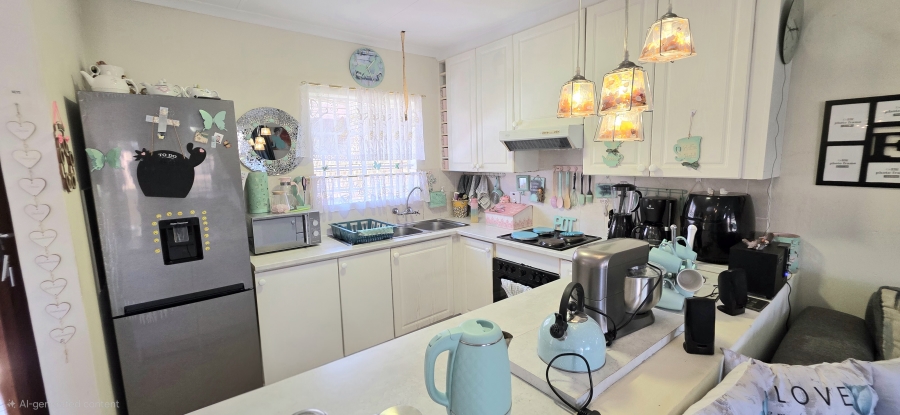 2 Bedroom Property for Sale in Magalieskruin Gauteng