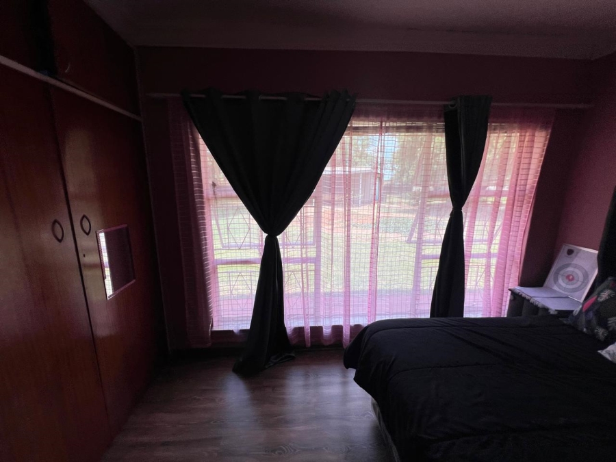 4 Bedroom Property for Sale in Buyscelia Gauteng